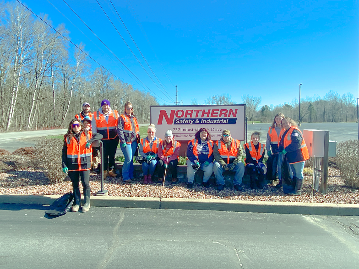 Würth MRO, Safety, & Metalworking Team at April clean-up event